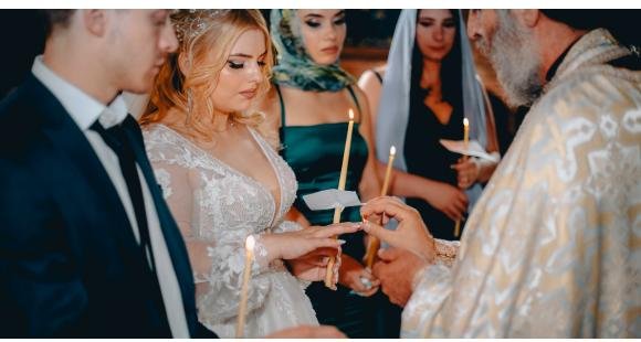 Harry Potter-inspired wedding theme decor for a magical ceremony