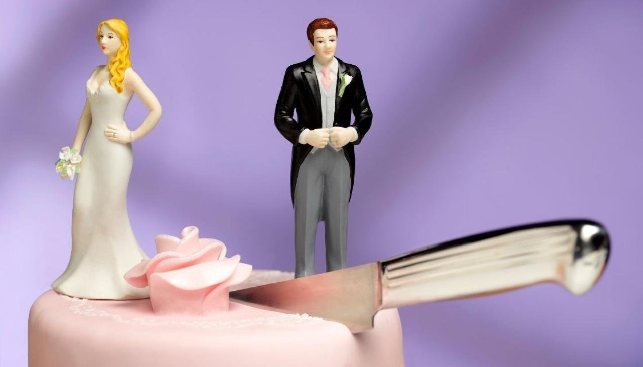 The toxic rom-com 'tropes' people are tired of dealing with in real-life relationships